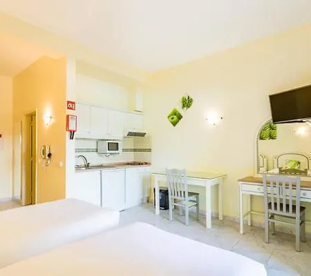 Wot Algarve Hotel 2*
