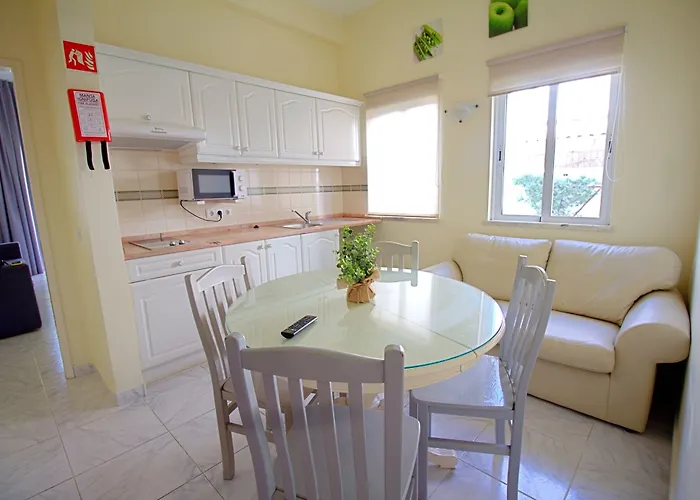 Wot Algarve Soul ホテル 2*